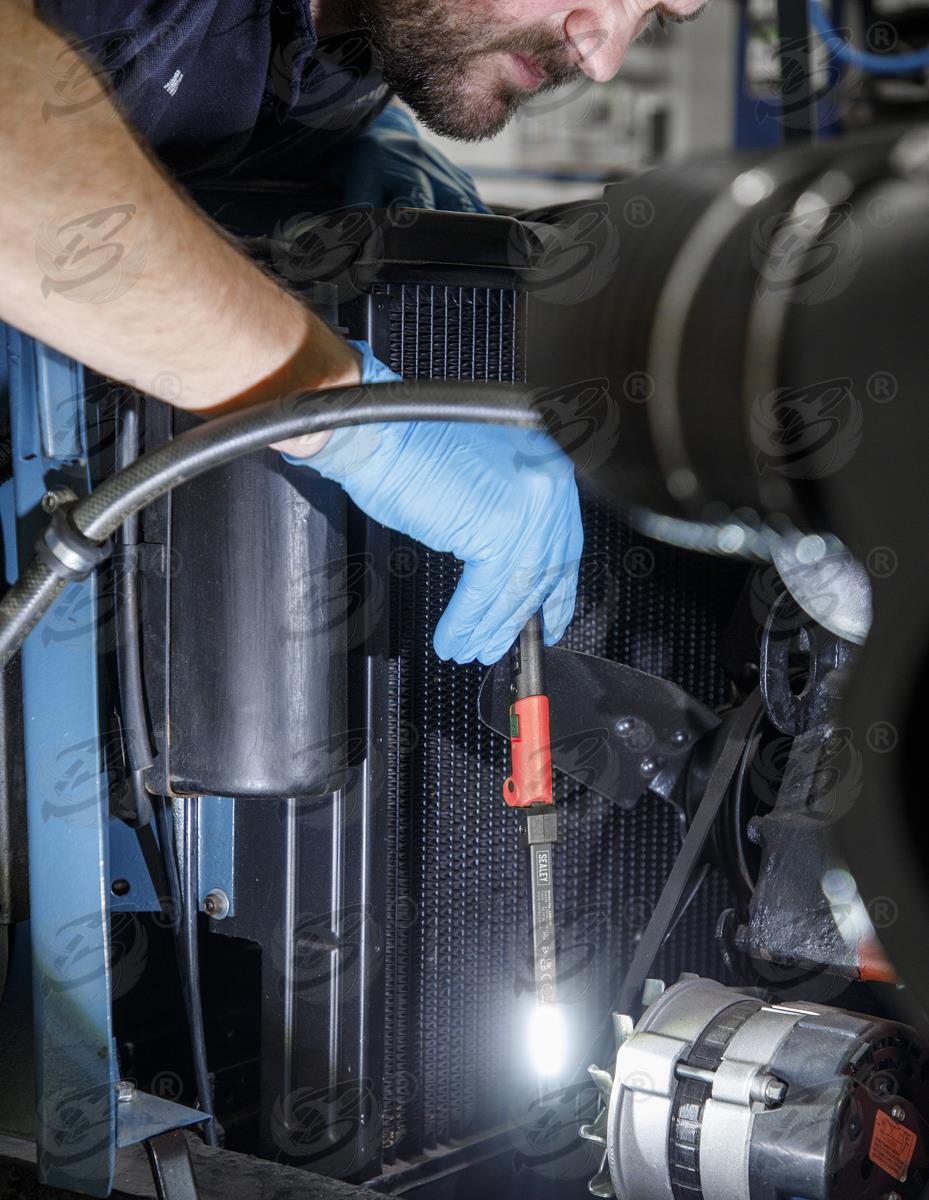 Sealey Rechargeable Smd Led Li - Ion Work Light ( Red ) ( LED01R )