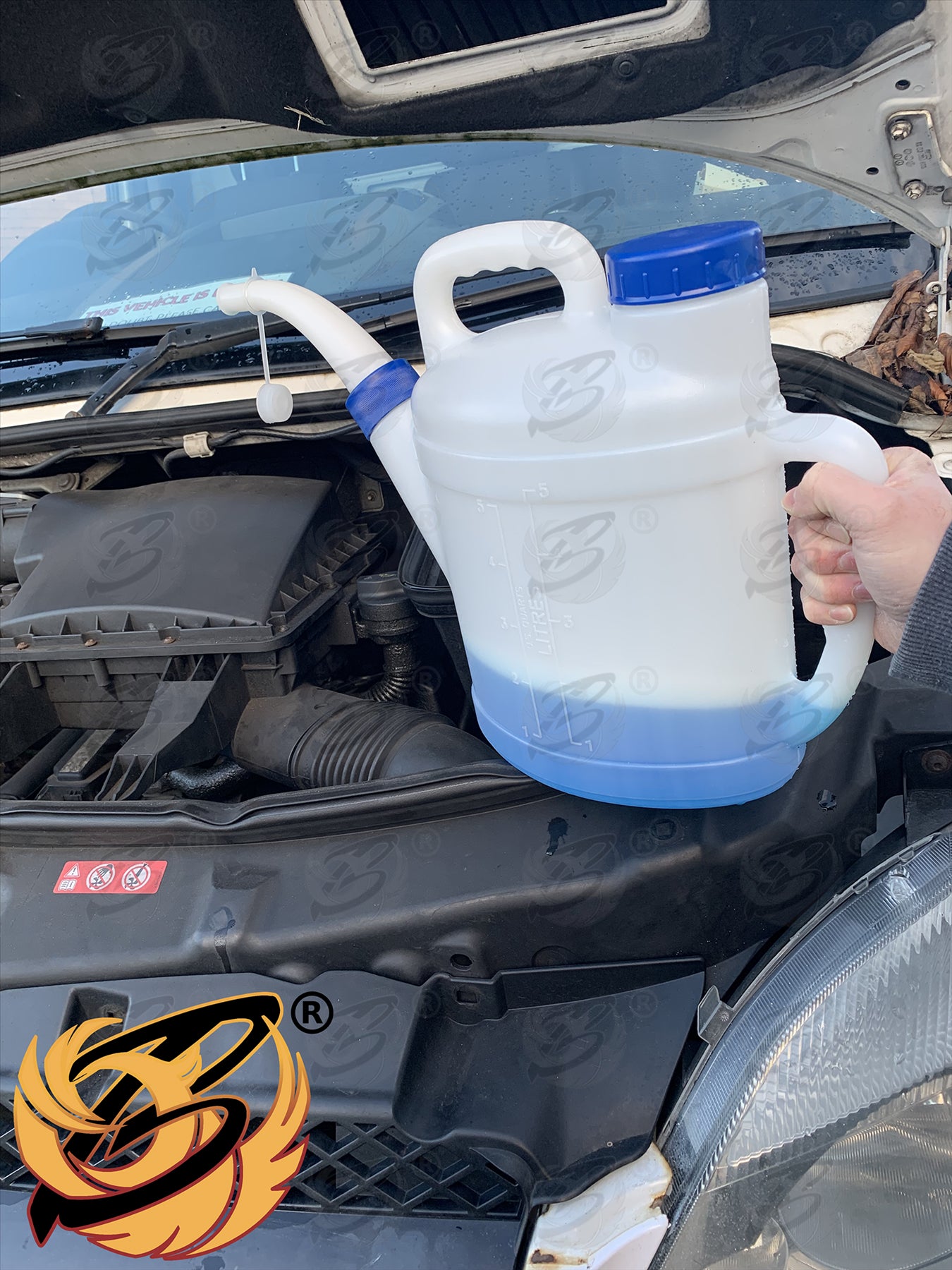 US PRO 5L MEASURING JUG WITH SPOUT