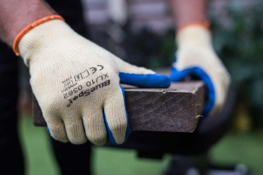 BlueSpot Latex Grip Gloves ( Medium ) 23000