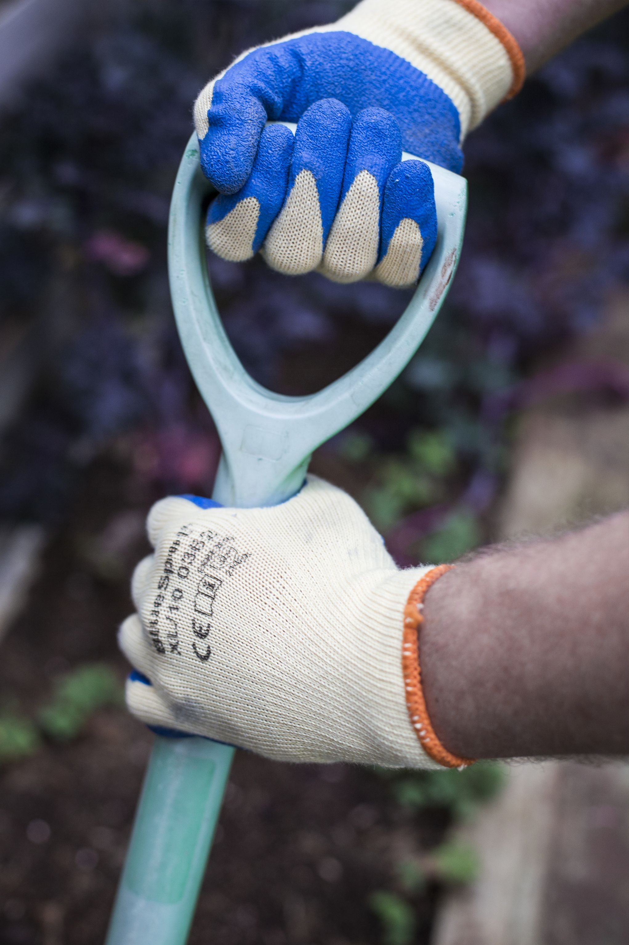 BlueSpot Latex Grip Gloves ( XX Large ) 23006