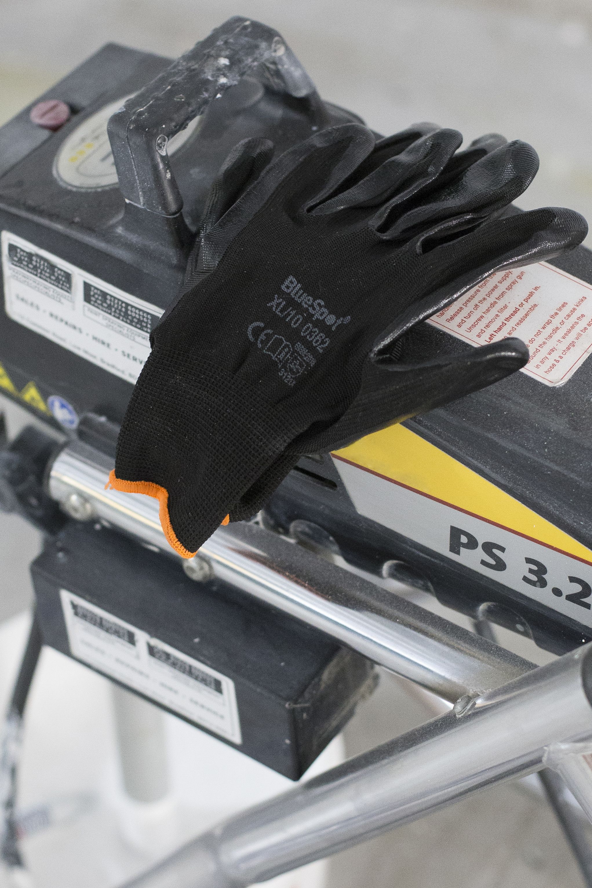 BlueSpot Nitrile Grip Gloves ( X Large ) 23012