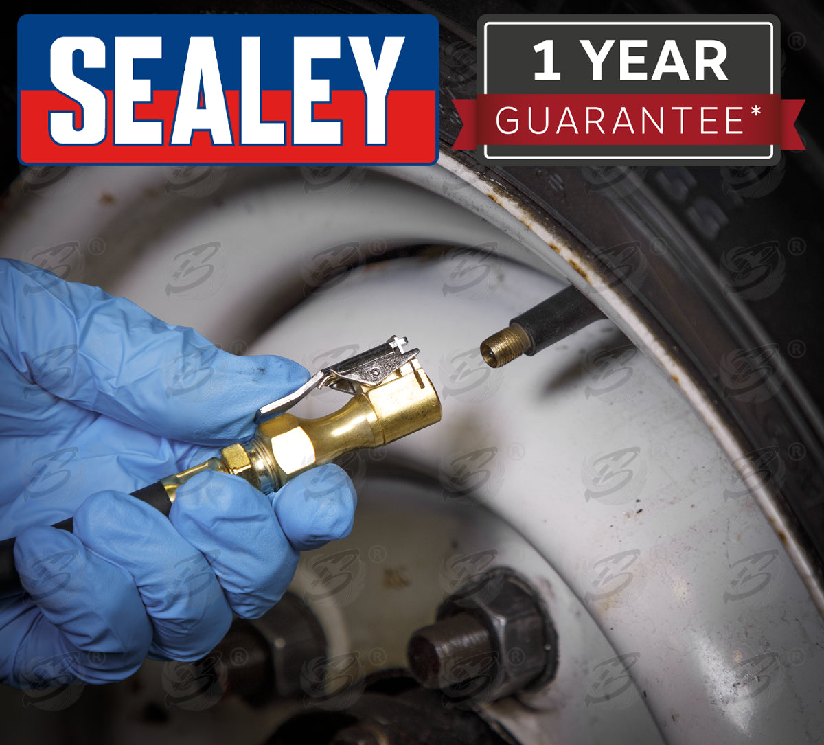 SEALEY TYRE INFLATOR WITH CLIP ON CONNECTOR 0 - 100PSI