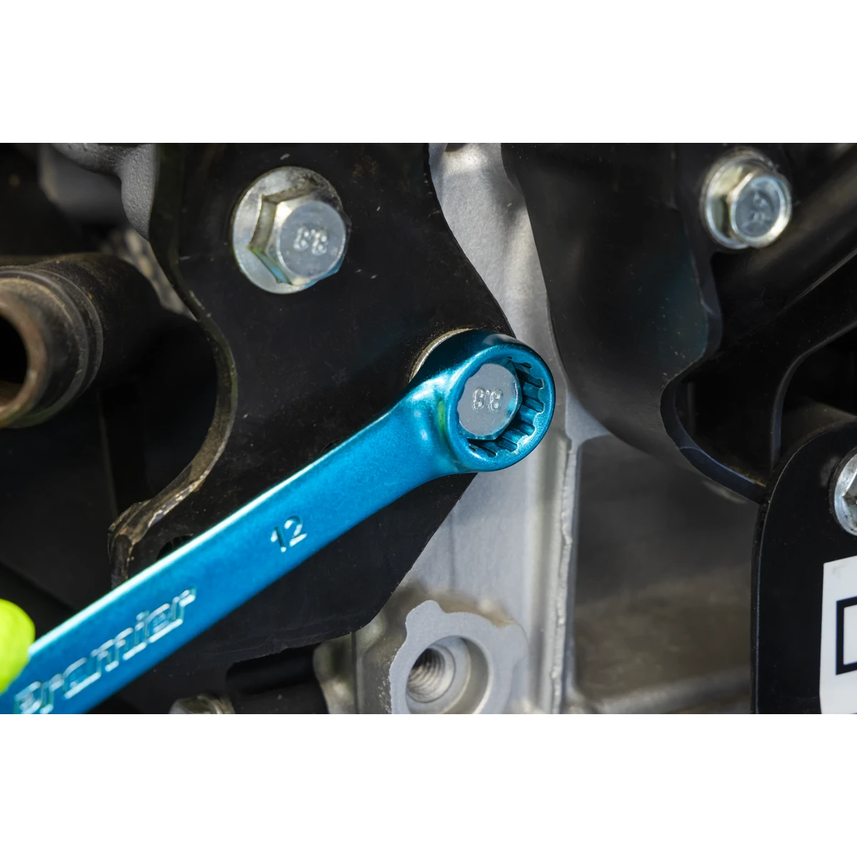 Sealey 25 Piece Multi Coloured Combination Spanners 6mm - 32mm In EVA Foam Storage Block With A Manufacturers LifeTime Guarantee AK63268
