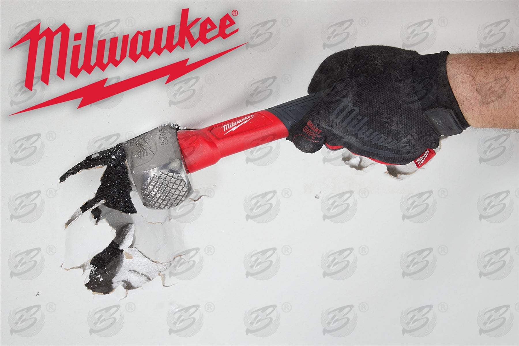 MILWAUKEE 1.36KG ( 3LB ) FIBREGLASS HANDLE CLUB HAMMER