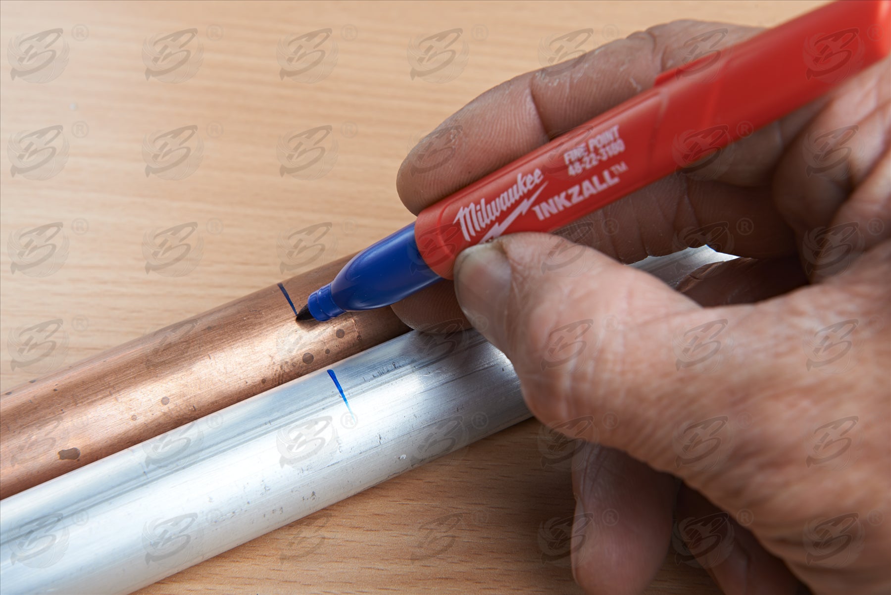 MILWAUKEE INKZALL FINE POINT ALL SURFACE MARKER PENS ( X 4 )