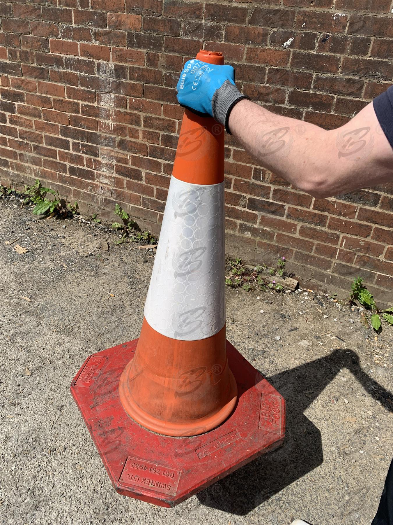 BLUESPOT LATEX WATER RESISTANT WORK GLOVES ( x 12 PAIRS ) ( L )