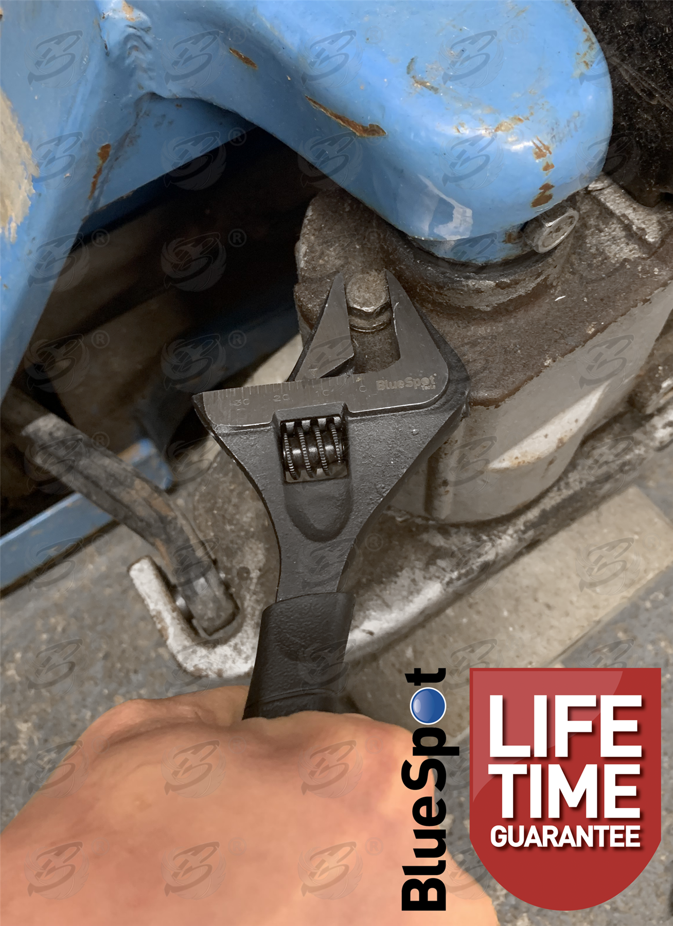 BlueSpot 8" Wide Jaw Adjustable Wrench ( 0 - 39mm ) ( 06111 )