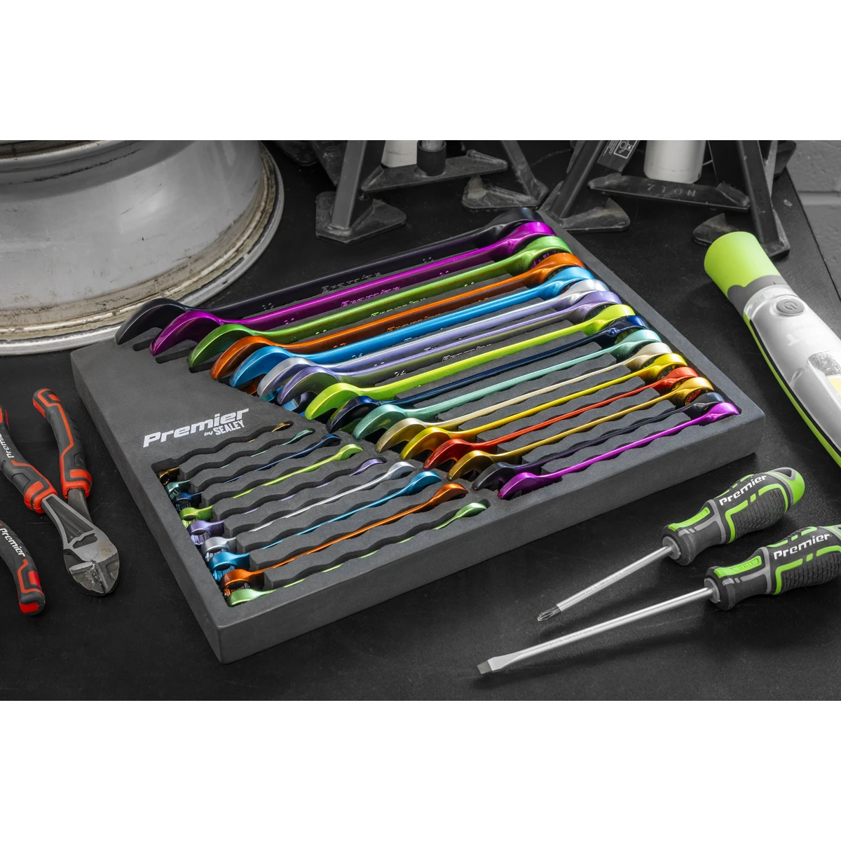 Sealey 25 Piece Multi Coloured Combination Spanners 6mm - 32mm In EVA Foam Storage Block With A Manufacturers LifeTime Guarantee AK63268