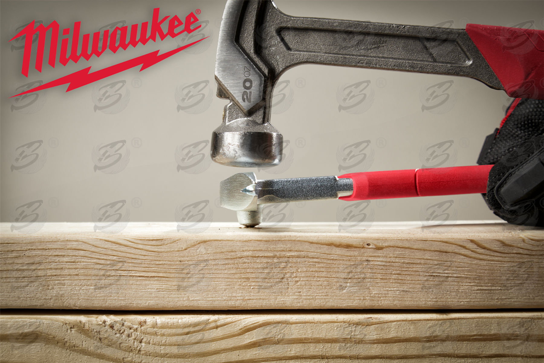 Milwaukee 10" Nail Puller ( Pry Bar ) ( 4932478250 )
