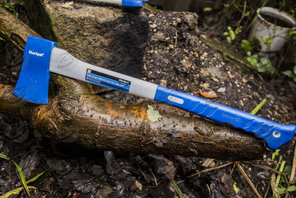 BlueSpot 0.9Kg ( 2Lb ) Fibreglass Felling Axe ( 26604 )