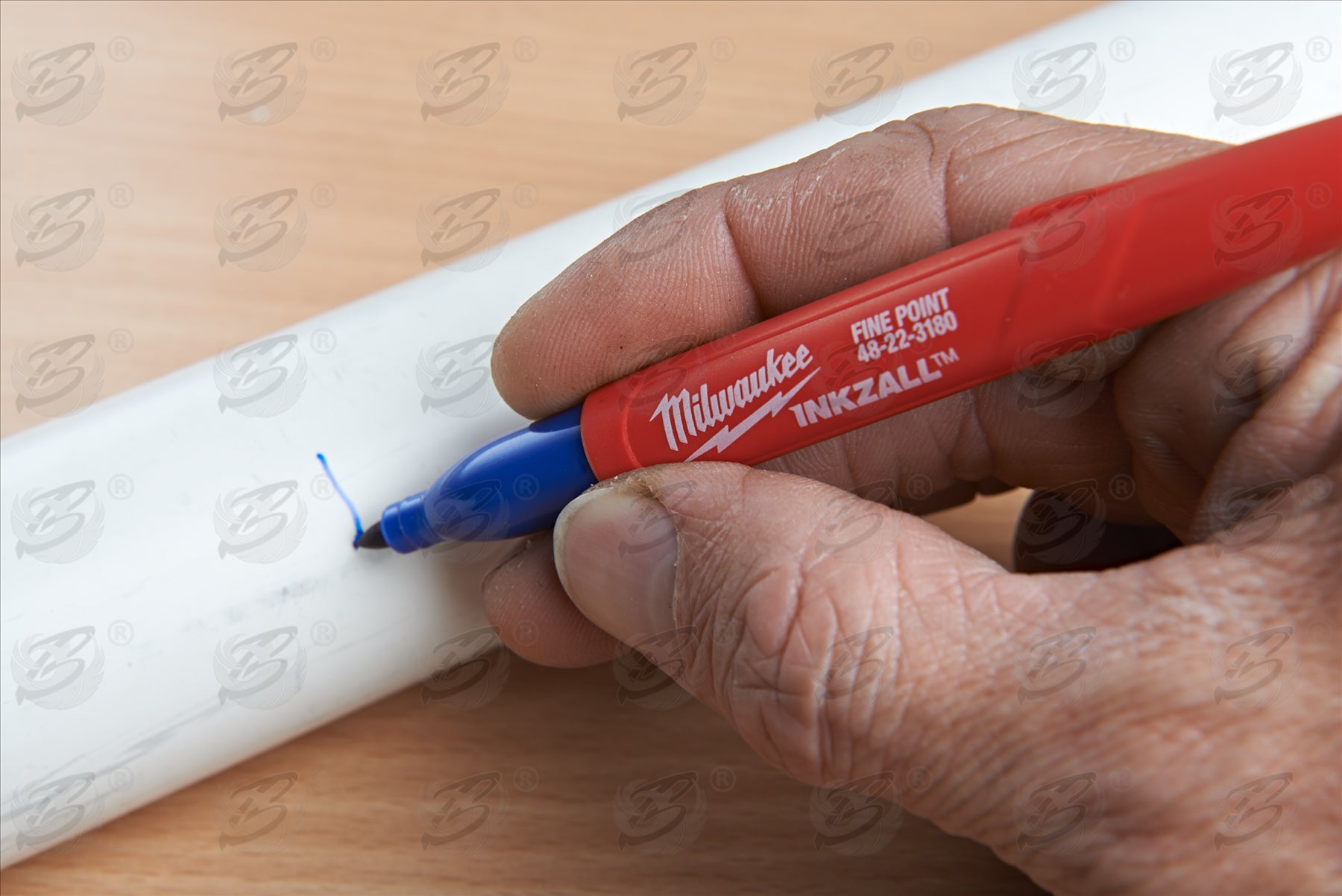 MILWAUKEE INKZALL FINE POINT ALL SURFACE MARKER PENS ( X 4 )