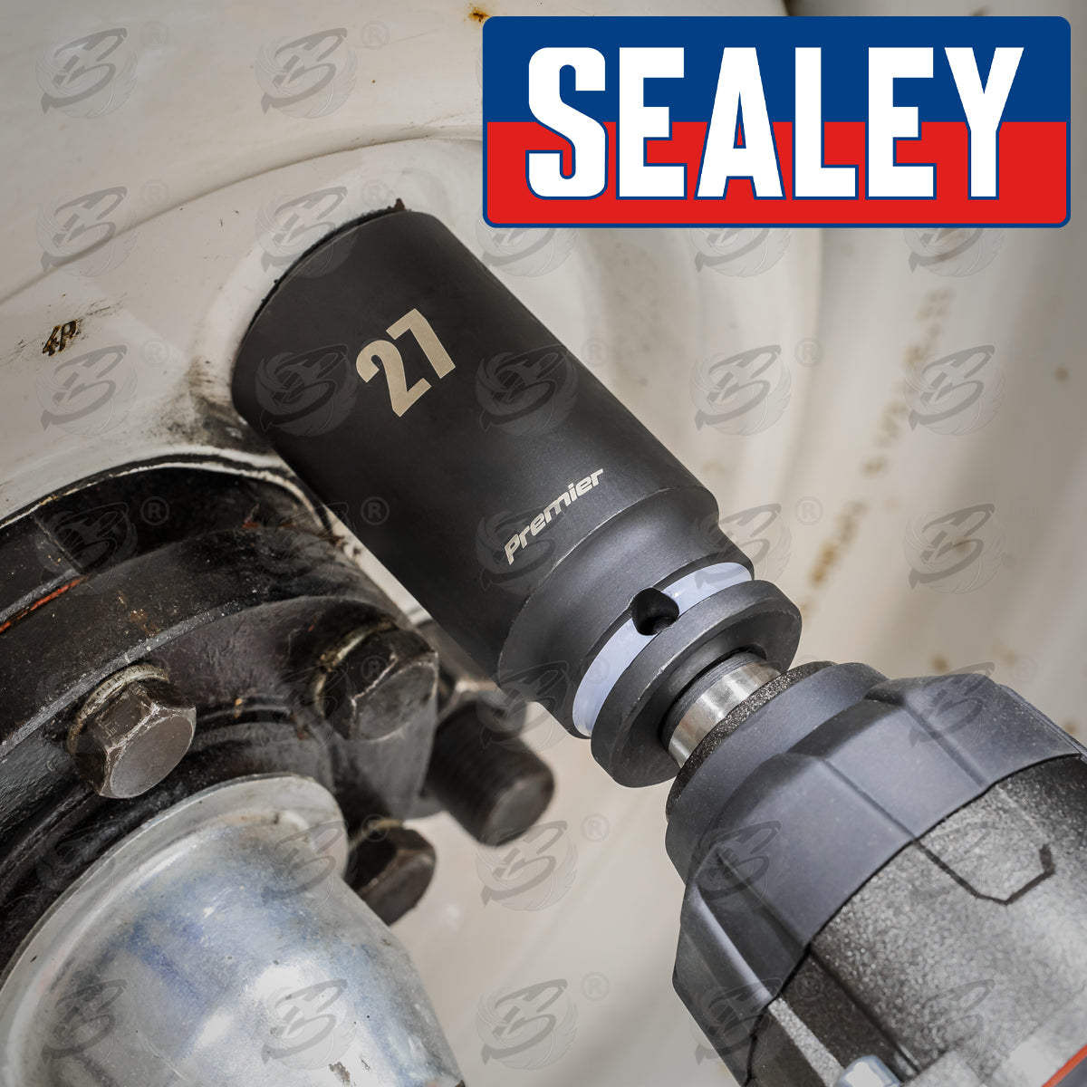 SEALEY 18V 4Ah 1/2" DRIVE BRUSHLESS IMPACT WRENCH 650Nm & 16PCS 6 POINT DEEP IMPACT SOCKETS 10MM - 32MM