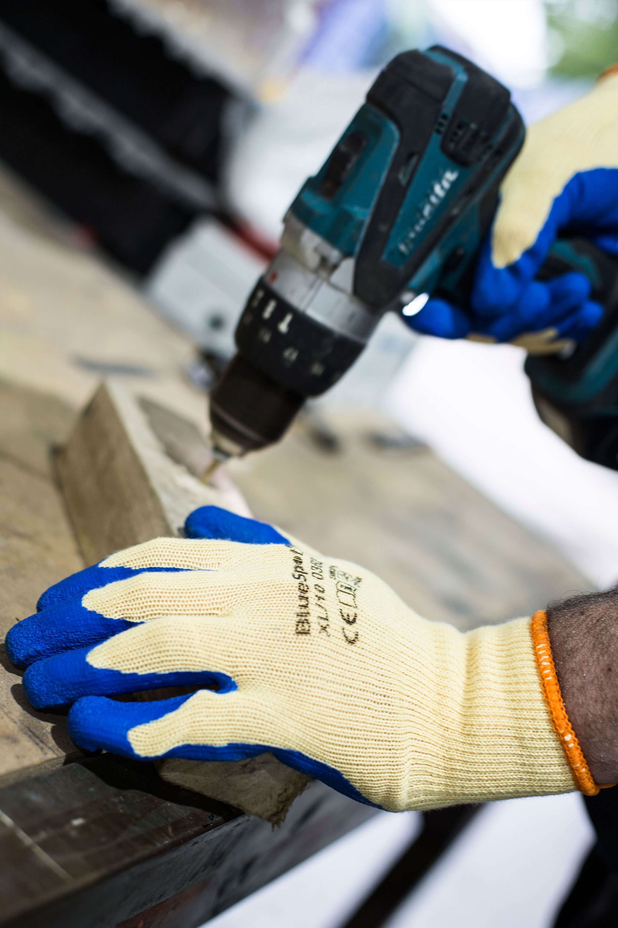 BlueSpot Latex Grip Gloves ( XX Large )  23006