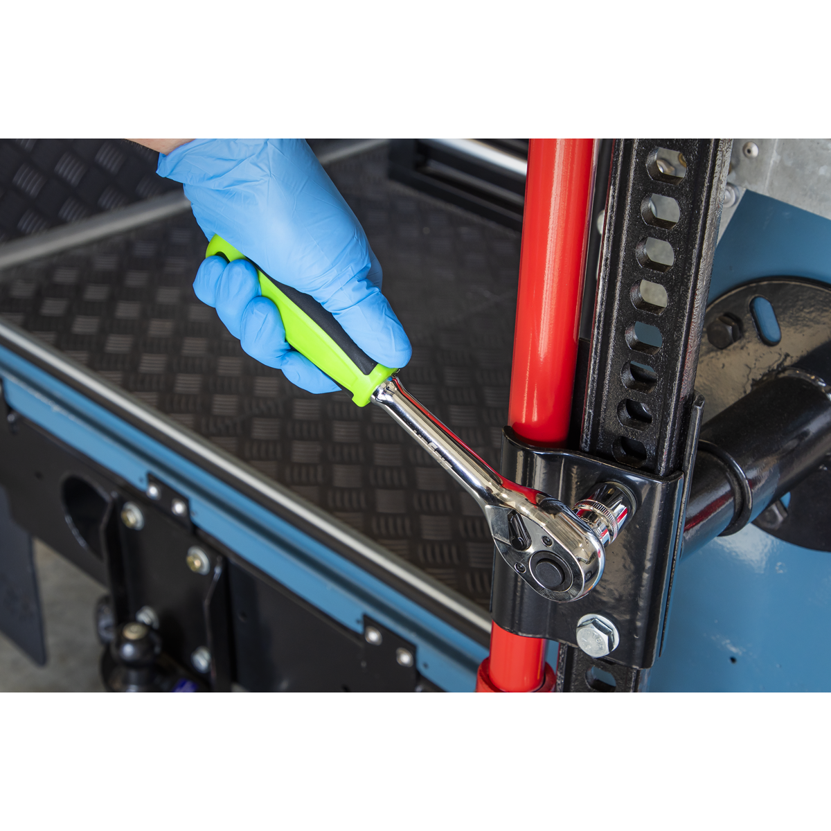 Siegen 6 Piece 1/2" Drive Torque Wrench, Breaker Bar & 72 Tooth Mixed Length, Standards & Flexible Head Ratchet Handle Set In EVA Foam Storage Block With A Manufacturers LifeTime Guarantee S01326