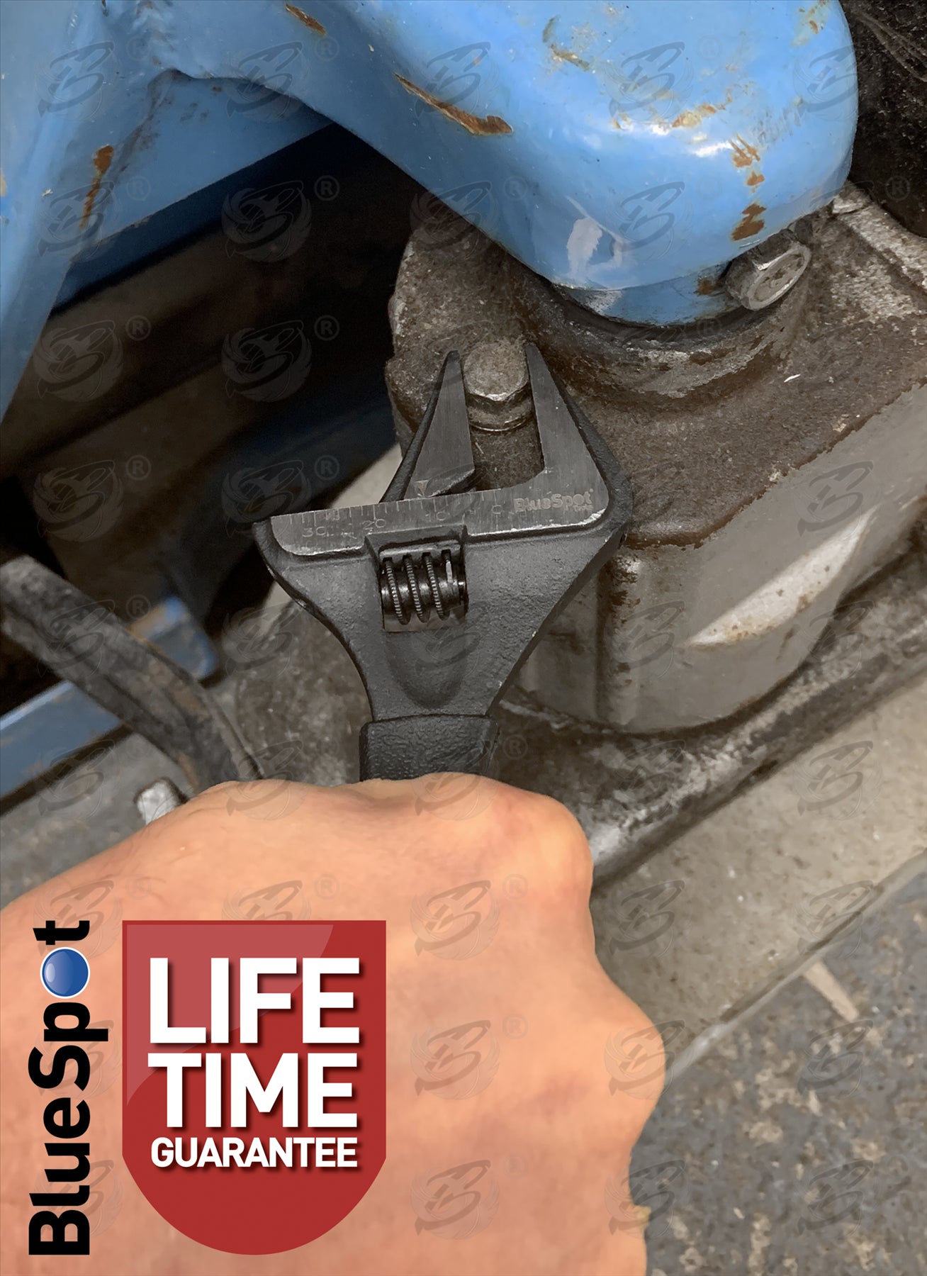 BLUESPOT 6" WIDE JAW ADJUSTABLE WRENCH ( 0 - 34mm )