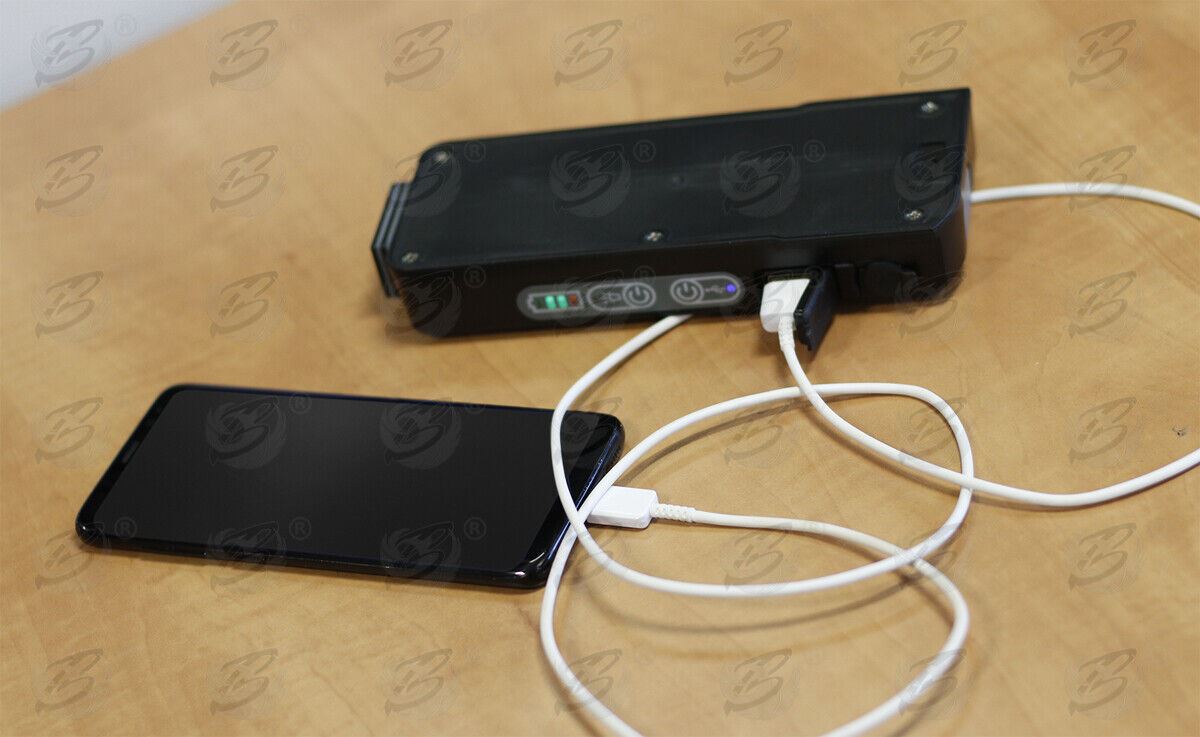 SEALEY RECHARGEABLE COB LED LI - ION WORK LIGHT WITH BLUETOOTH SPEAKER