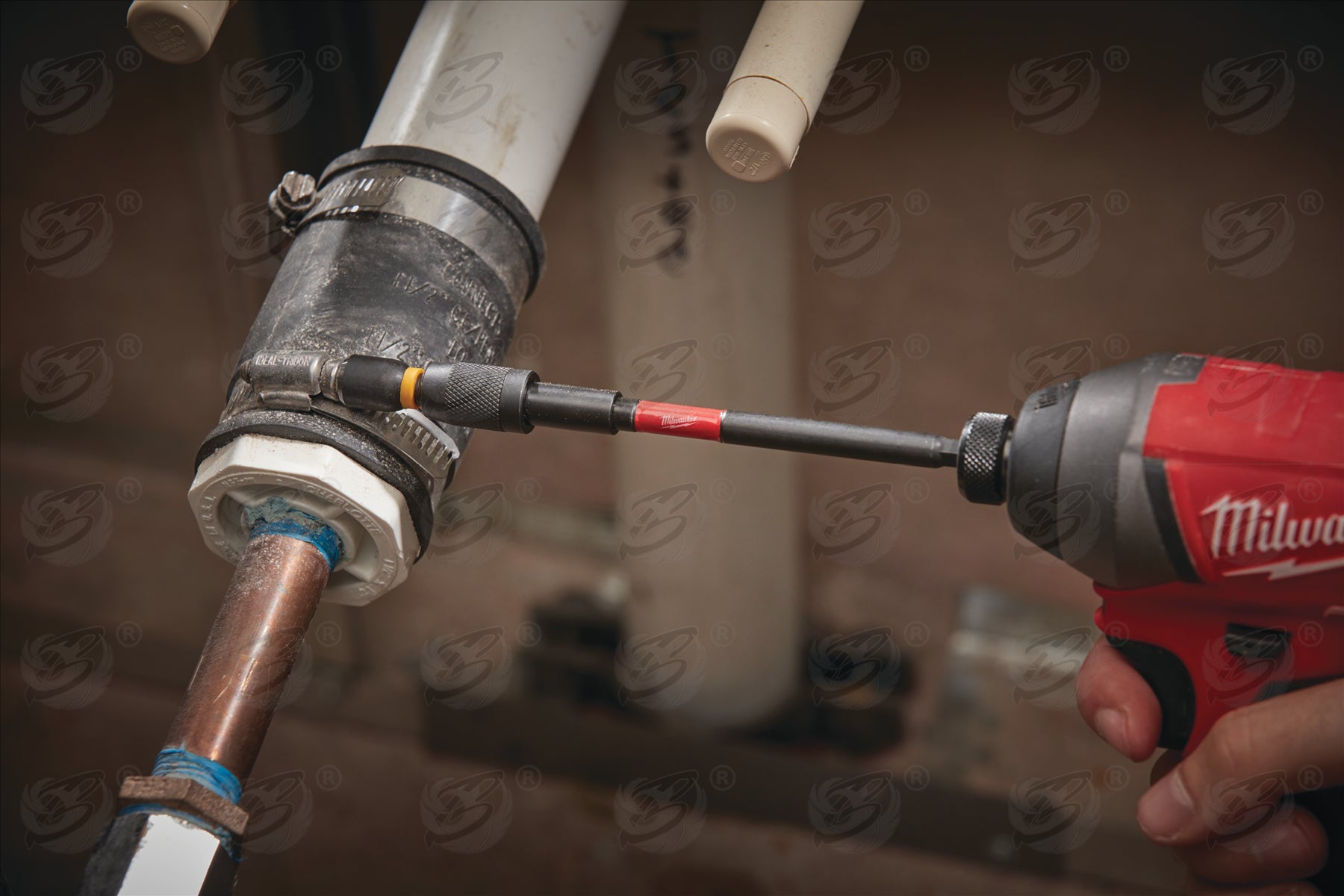 MILWAUKEE 152MM LOCKING BIT HOLDER ( SHOCKWAVE IMPACT DUTY )