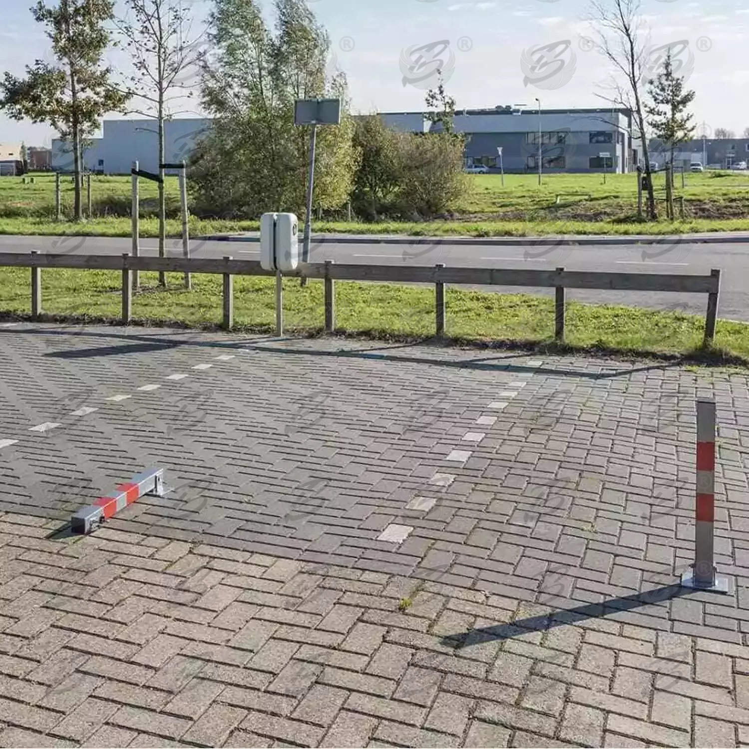 BlueSpot Lockable Folding Parking Post ( 77093 )